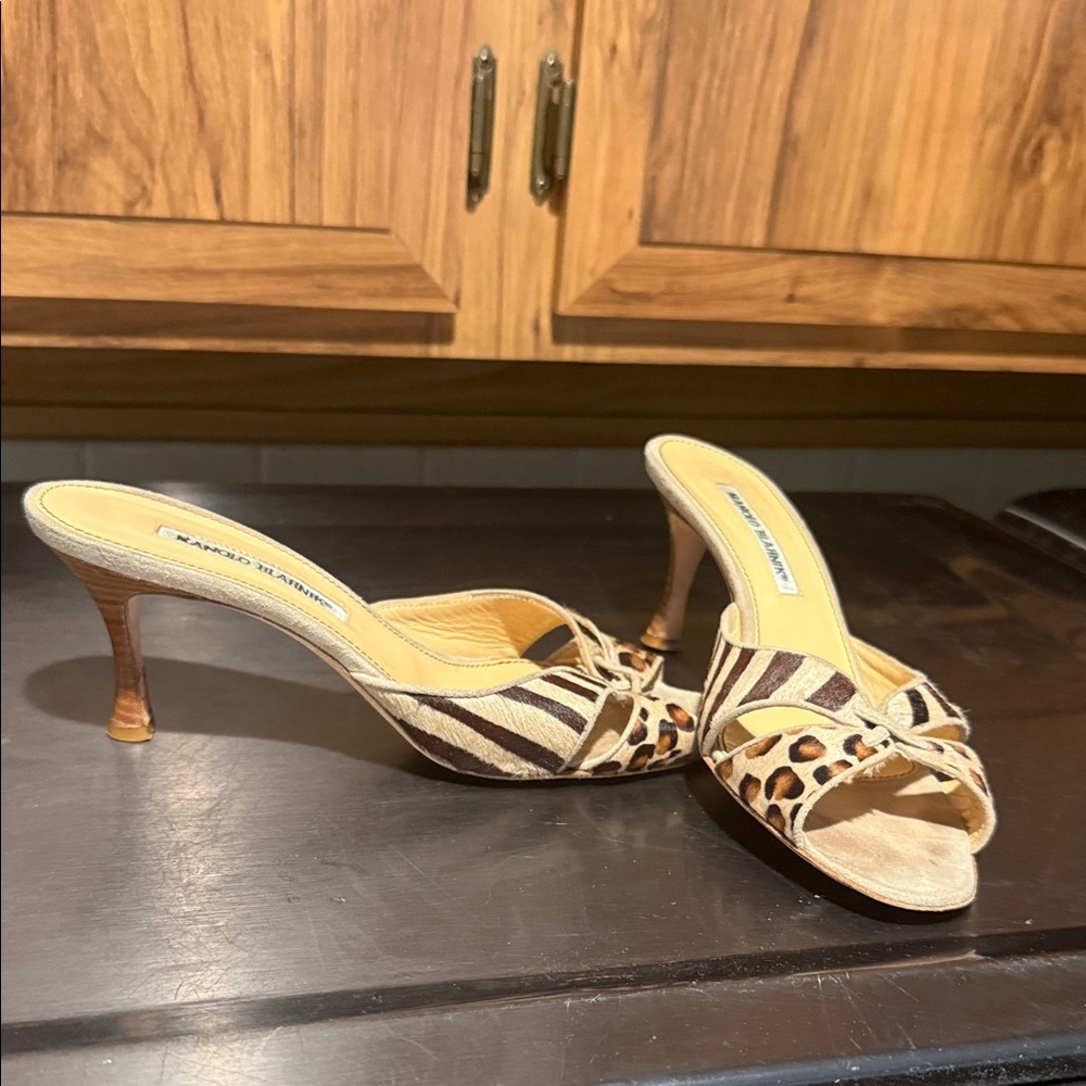 Manolo Blahnik Leopard and Zebra Print Heels - Picture 4 of 4
